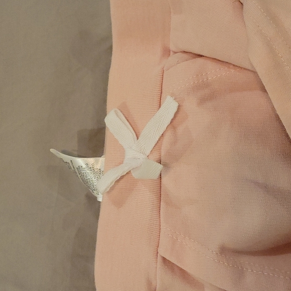 2-Piece Infant Girl's Disney Minnie Mouse Pink Outfit with Hoodie - Picture 4 of 6